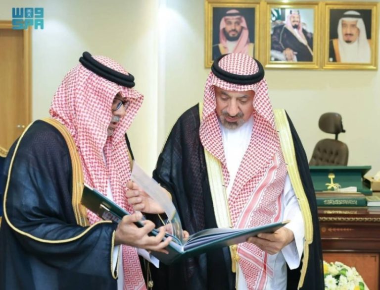 أمير نجران يستعرض جهود فرع وزارة العدل بالمنطقة