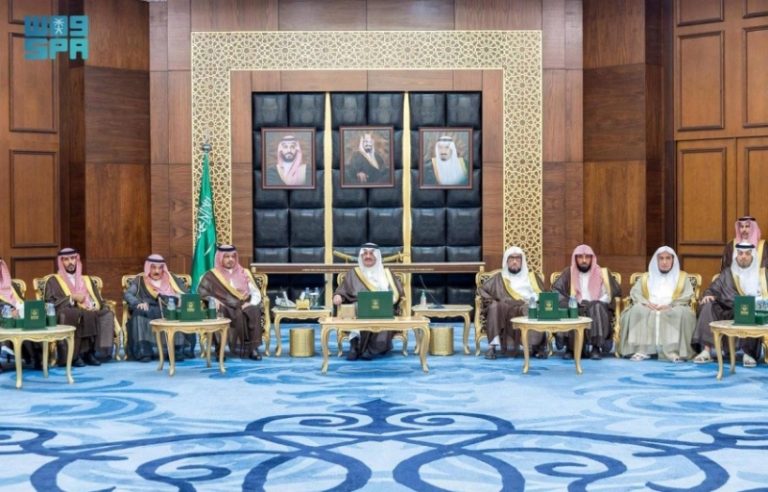 استقبال أمير المنطقة الشرقية لمجلس إدارة جمعية السرطان السعودية