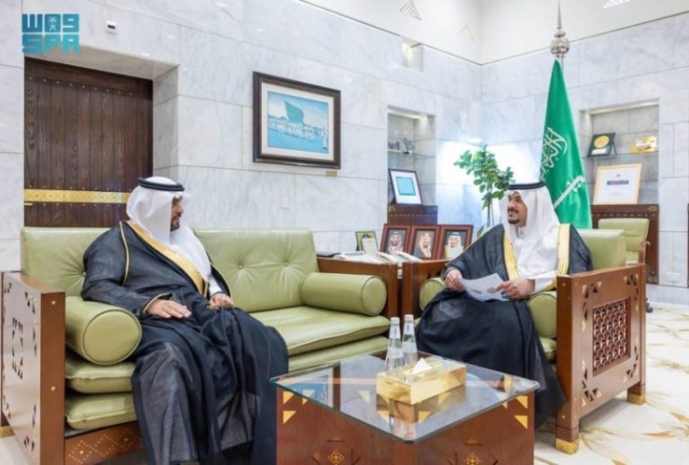 استقبال نائب أمير الرياض لمدير عام التدريب التقني والمهني بالمنطقة