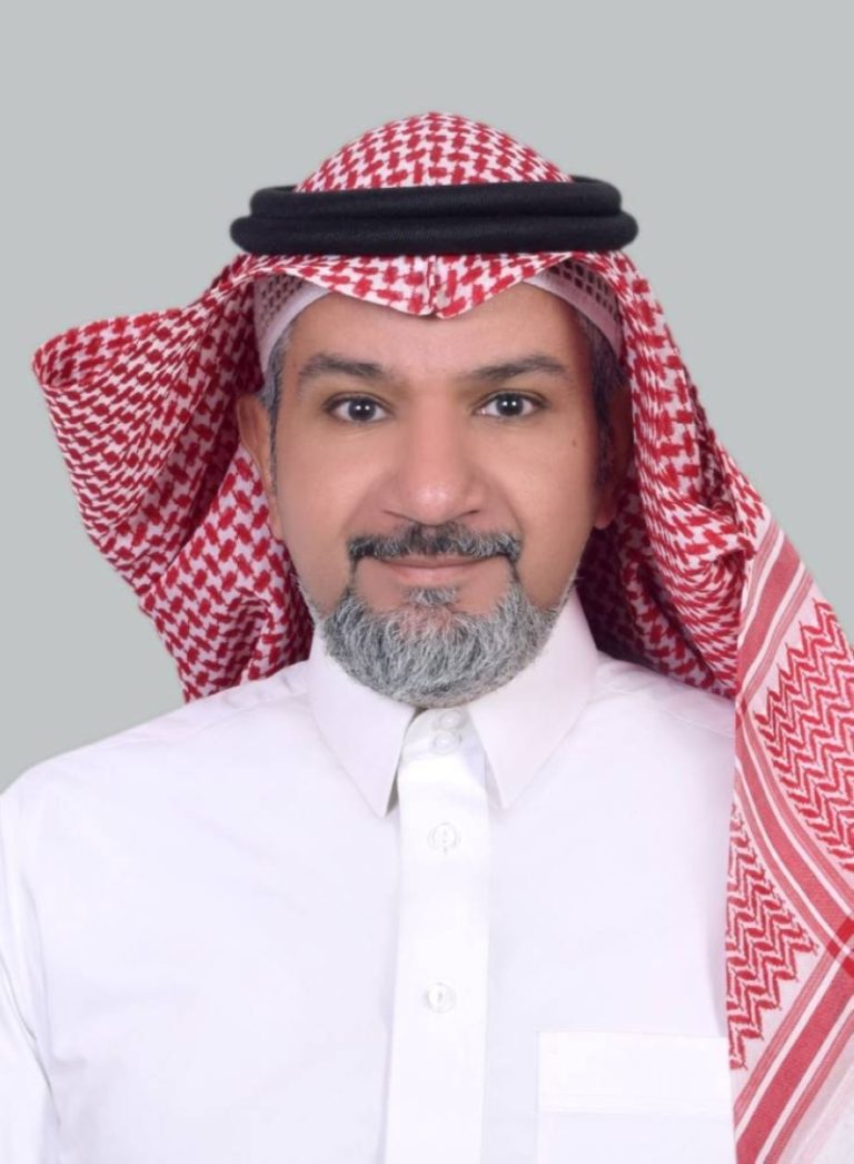 الإعلام الرقمي يعد لغة العصر الأساسية للتواصل الفعّال مع المجتمعات المختلفة.