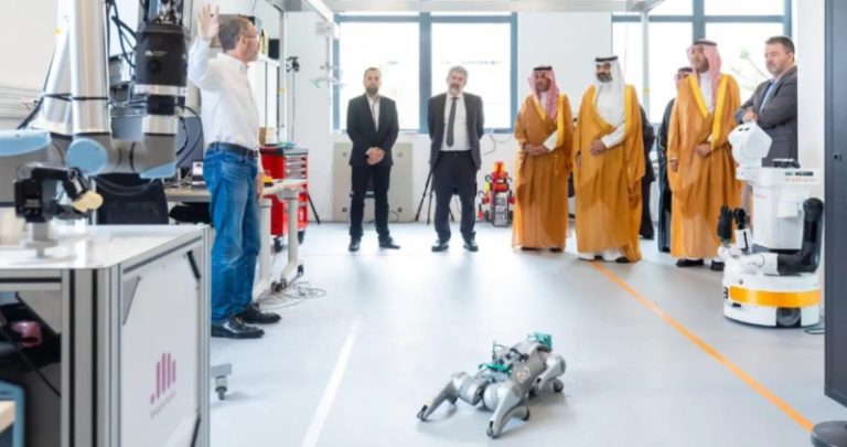 المملكة تنمّي شراكاتها التقنية والبحثية مع فرنسا باستخدام تقنية الذكاء الاصطناعي الحديثة.