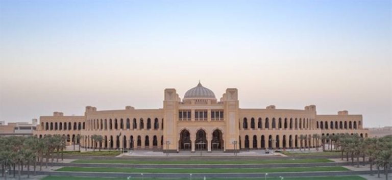 تعاون جديد في المجالات الصحية والأكاديمية
استثمار فعال في التعاون الصحي والأكاديمي
خطوات رائدة نحو تعزيز التعاون الأكاديمي والصحي
شراكات مبتكرة في المجالات الصحية والأكاديمية
توجهات جديدة لتعزيز التعاون الصحي والأكاديمي
