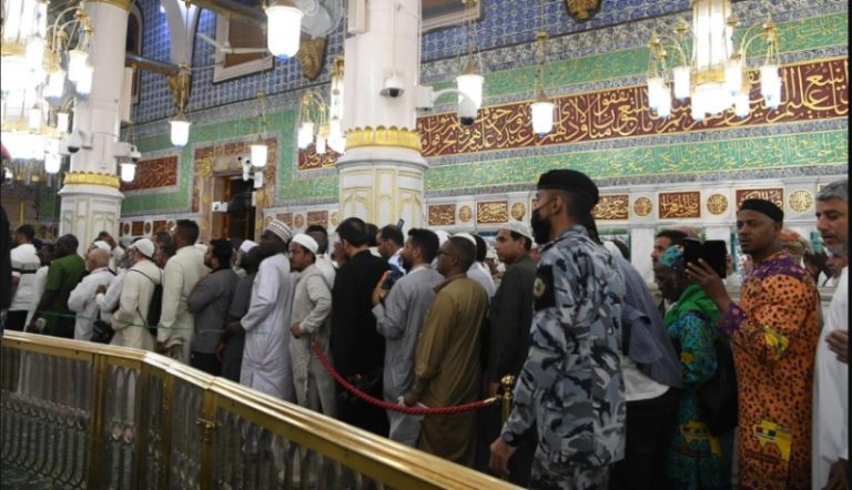 تنظيم حشود المسجد النبوي بمتابعة “شؤون الحرمين”