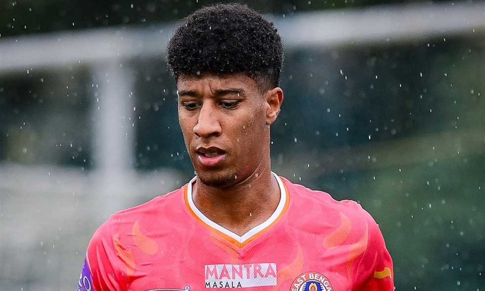 حميد أحداد ينتقل إلى الدوري الهندي
أعلن نادي إيست بنغال الهندي تعاقده مع المغربي حميد أحداد لاعب الزمالك الأسبق.
الثلاثاء، 29 يوليه 2025 - 23:47