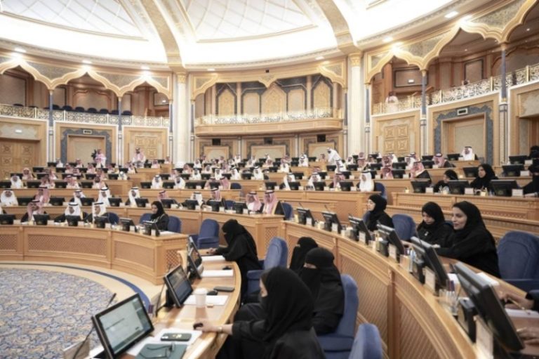 دعوة من “الشورى” لمجمع الملك سلمان لدراسة إنشاء مكاتب للغة العربية في المملكة وخارجها