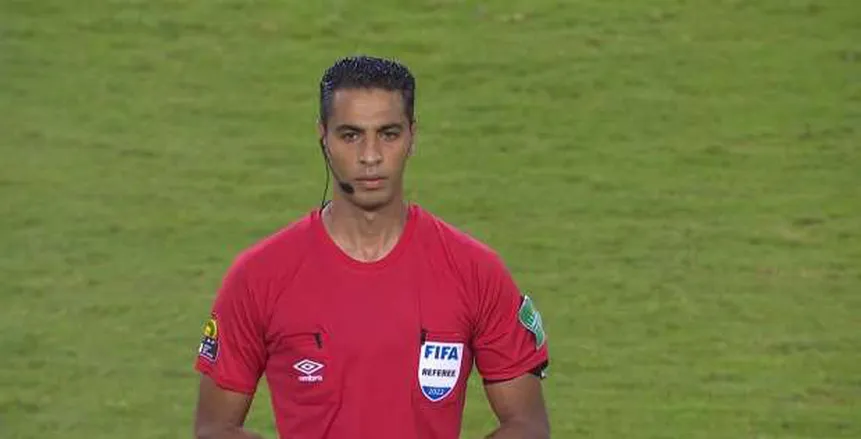 أمين عمر حكما لمباراة بيراميدز والإسماعيلي.. وبسيوني يدير زد وسيراميكا