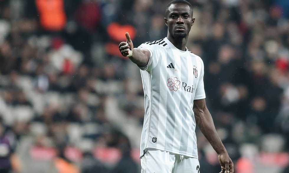 بعد فشل انتقاله إلى السعودية.. إريك بايلي إلى ريال أوفييدو
يقترب المدافع الإيفواري إريك بايلي مدافع مانشستر يونايتد إلى ريال أوفييدو.
الإثنين، 18 أغسطس 2025 - 00:50