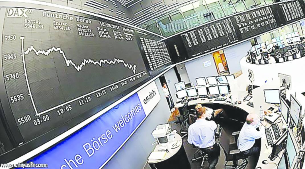 الأسهم الأوروبية تنخفض وستوكس 600 يتجه لمكاسب الأسبوع الثالث على التوالي