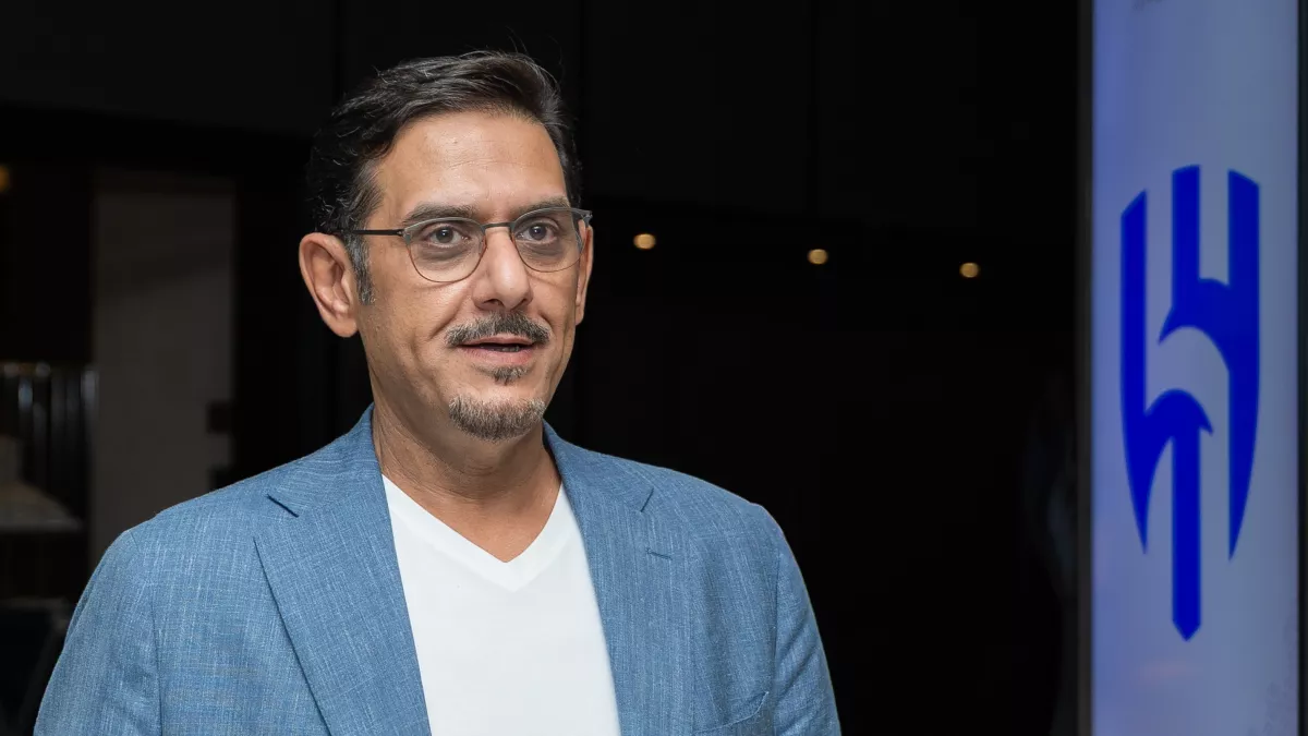 الأمير نواف بن سعد يكشر عن أنيابه سريعا في الهلال .. قرار يزلزل الشارع السعودي