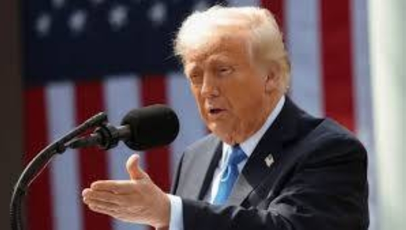 الرئيس الأمريكي يعلن زيادة الرسوم الجمركية على العديد من الدول حول العالم.