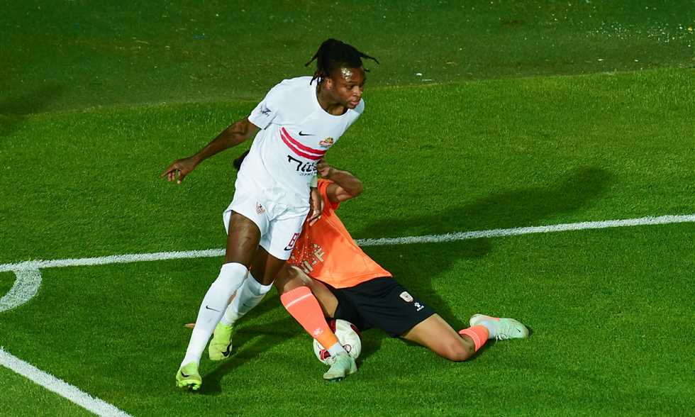 مباشر الدوري - الزمالك (1)-(0) فاركو.. هدف محقق يضيع
يقدم لكم FilGoal.com تغطية حية ومباشرة لمباراة الزمالك ضد فاركو.
الثلاثاء، 26 أغسطس 2025 - 20:50