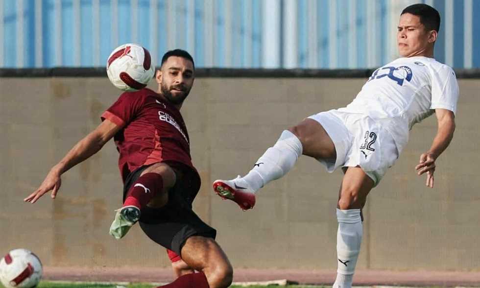 السولية: سيراميكا سينافس بقوة في كل البطولات.. وهدفنا الفوز على الزمالك
شدد عمرو السولية لاعب سيراميكا كليوباترا على أن فريقه سينافس بكل قوة في مختلف البطولات المحلية في الموسم المقبل.
الثلاثاء، 05 أغسطس 2025 - 23:19