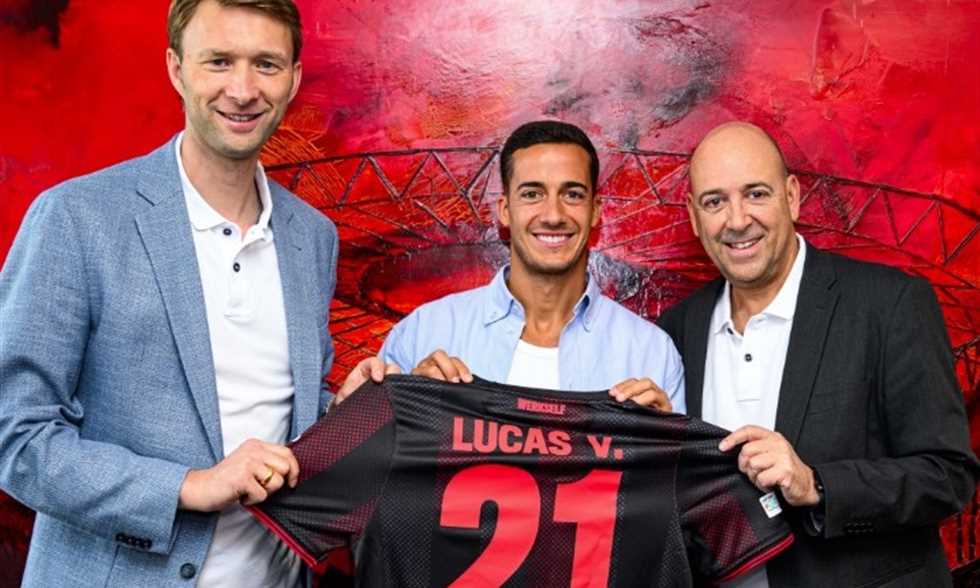 ليفركوزن يعلن ضم فاسكيز لمدة موسمين
أعلن نادي باير ليفركوزن الألماني رسميا ضم لوكاس فاسكيز لاعب ريال مدريد السابق، في صفقة انتقال حر.
الثلاثاء، 26 أغسطس 2025 - 18:21