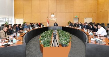 تطورات مثيرة في منطقة الأعمال المركزية بالعاصمة الإدارية الجديدة وزير الإسكان يتابع التنفيذ