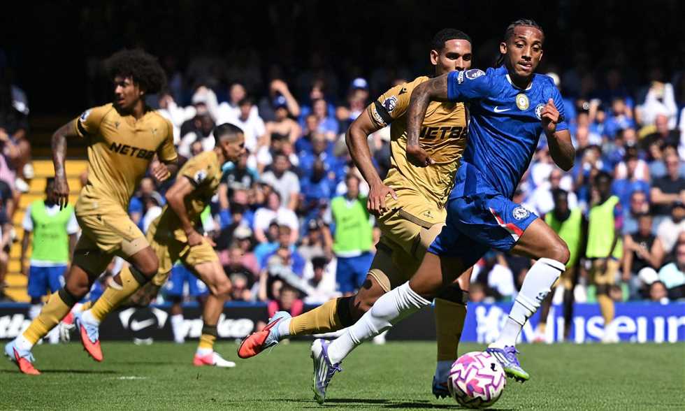 مباشر الدوري الإنجليزي - تشيلسي (0)-(0) كريستال بالاس.. الشوط الثاني
يقدم لكم FilGoal.com تغطية مباشرة لمواجهة تشيلسي ضد كريستال بالاس في الجولة الأولى من الدوري الإنجليزي الممتاز.
الأحد، 17 أغسطس 2025 - 15:47