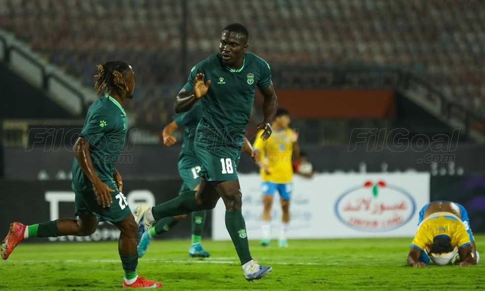 مواعيد مباريات الجمعة 29 أغسطس - 3 مباريات في الدوري.. وميلان والهلال والنصر
يقدم لكم FilGoal.com جميع مواعيد مباريات اليوم الجمعة 29 أغسطس والقنوات الناقلة.
الجمعة، 29 أغسطس 2025 - 10:56