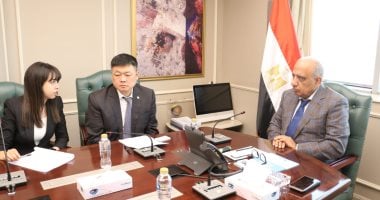 حوار مثير مع "China Energy" ... وزير الكهرباء يستكشف شراكات في تخزين الطاقة