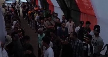 طوابير شباب وعمل إنساني.. مشهد انتخابي مشرف في العمرانية