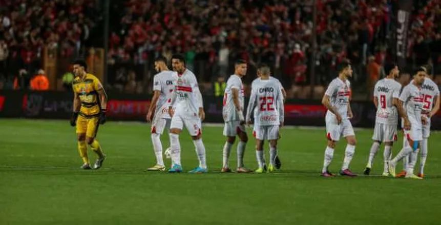 شوبير: الزمالك مهدد بإيقاف القيد مجددا.. والإدارة تتحرك لحل الأزمة