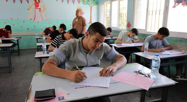 طلبة "توجيهي السنة الأولى" يخوضون امتحانات تاريخ الأردن للمرة الثالثة
