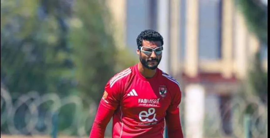 موقف محمد الشناوي وحسين الشحات في الأهلي.. هل طلبا الرحيل؟