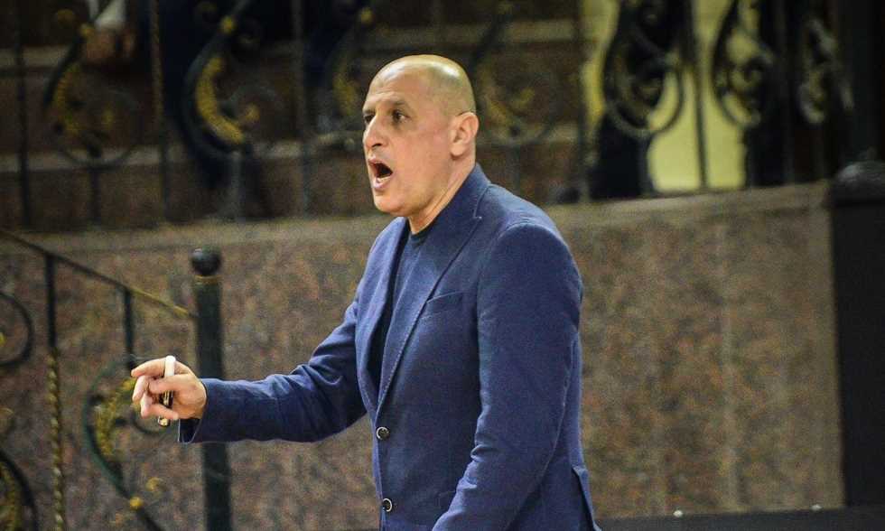 سلة - مدرب الاتحاد يكشف لـ في الجول أسباب الاعتذار عن عدم المشاركة في البطولة العربية
كشف أحمد عمر المدير الفني لفريق كرة السلة بنادي الاتحاد السكندري أسباب اعتذار ناديه عن عدم المشاركة في البطولة العربية.
الجمعة، 29 أغسطس 2025 - 16:29