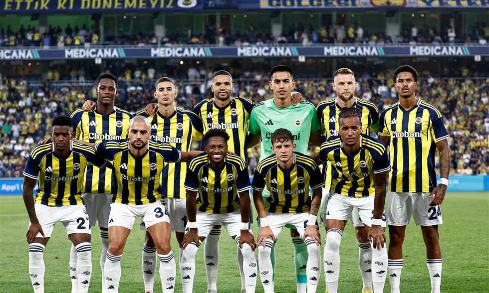 مورينيو يقود فنربخشة لاجتياز فينورد قبل مواجهة بنفيكا لحسم مقعد الدوري من أبطال أوروبا
قاد جوزيه مورينيو المدير الفني فريق فنربخشة التركي لاجتياز عقبة فينورد الهولندي في نصف نهائي المرحلة التمهيدية من دوري أبطال أوروبا.
الأربعاء، 13 أغسطس 2025 - 00:26