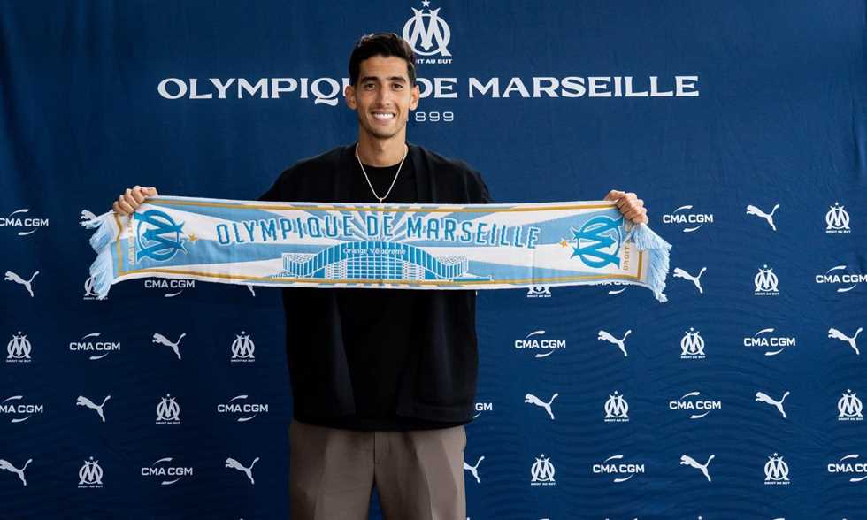 نايف أكرد يصل فرنسا لإتمام انتقاله إلى مارسيليا
أتم نادي أولمبيك مارسيليا الفرنسي الاتفاق مع وست هام يونايتد الإنجليزي للتعاقد مع مدافعه المغربي نايف أكرد.
الإثنين، 01 سبتمبر 2025 - 18:13