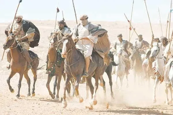 آل علي وش يرجعون  ... أصل عائلة آل علي