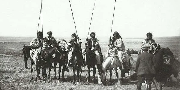 الفهيقي وش يرجع ... أصل عائلة الفقيهي