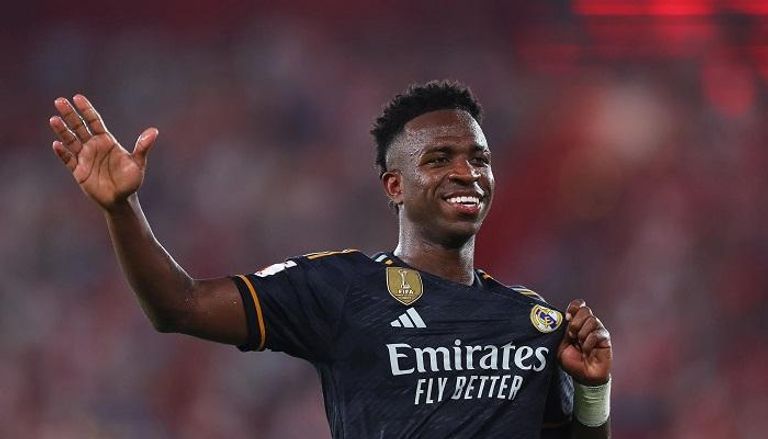 الهلال والأهلي يتنافسان على ضم فينيسيوس جونيور في الصيف