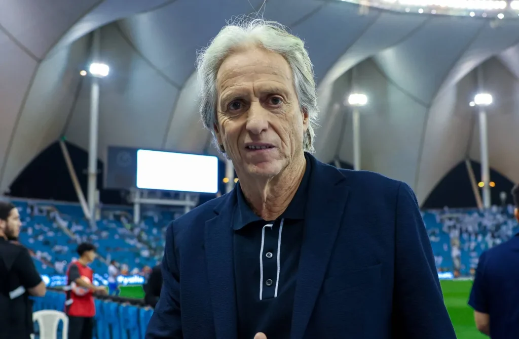 تصريحات خيسوس وتعادل الهلال حديث الصحف الأوروبية