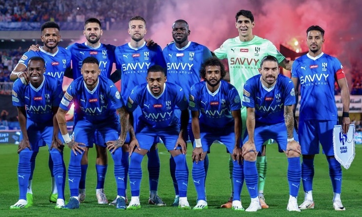 الهلال يواجه الرياض تحت تهديد الإيقافات قبل موقعة الاتحاد