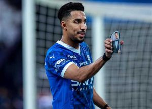 الدوسري يرفض عروض مغرية لتجديد عقده مع الهلال