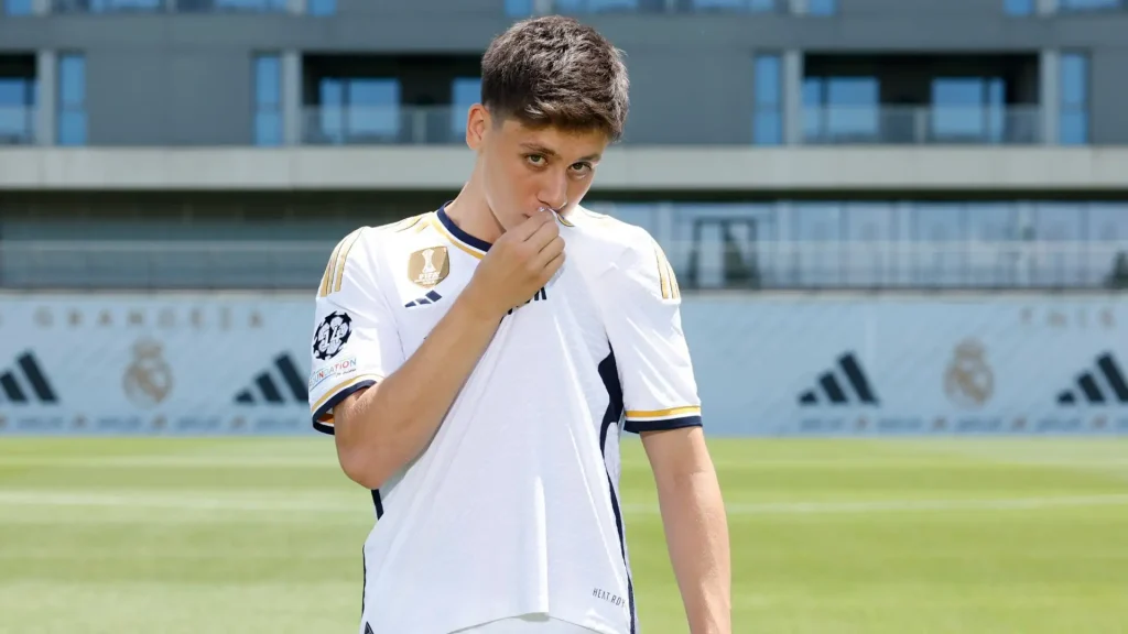 ريال مدريد يخطط لإعارة جولر وإندريك إلى الدوري الألماني الموسم المقبل