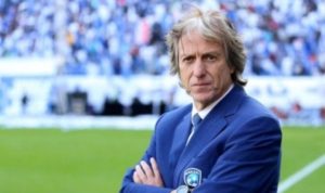 خيسوس مستمر مع الهلال والأحمري يشيد بعودة الاستقرار