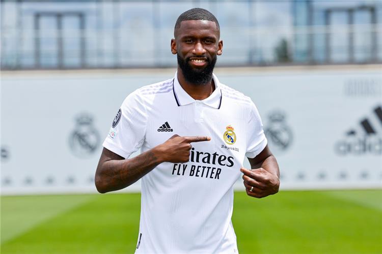 دوري روشن السعودي يضغط للتعاقد مع روديجر من ريال مدريد