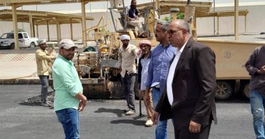 أخميم الجديدة تباشر تطوير الطرق الرئيسية والإسكان الاجتماعي
