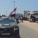أعلام مصر تجوب شوارع غزة بالهتافات إشادة بالموقف المصرى.. فيديو