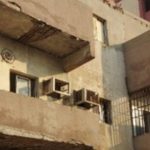 أمانة جدة تُخلي المباني المهددة بالسقوط بحي الرويس