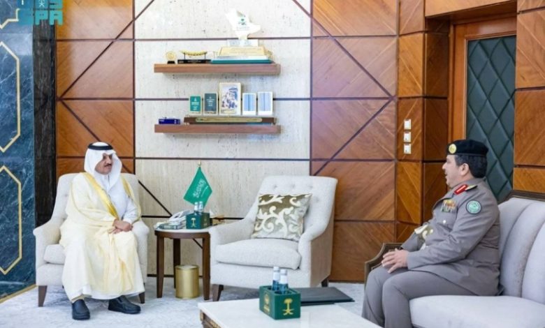 أمير الشرقية يُثمن جهود مكافحة المخدرات ويستعرض إنجازاتهم بالمنطقة
