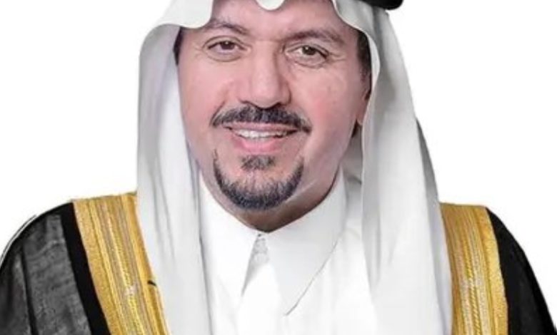 أمير القصيم يعتمد جدول مزادات الإبل في المنطقة لعام 1447 هـ بشكل رسمي.