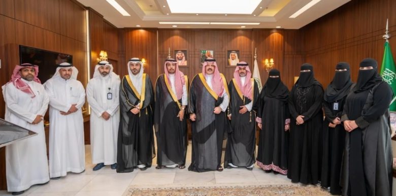 أمير حائل يستقبل الرئاسة الفخرية لجمعية "ذرية للإنجاب" بالمنطقة