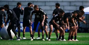 تفاصيل أول استقالة في جهاز ريبيرو.. الأسباب وموقف إدارة الأهلي (خاص)