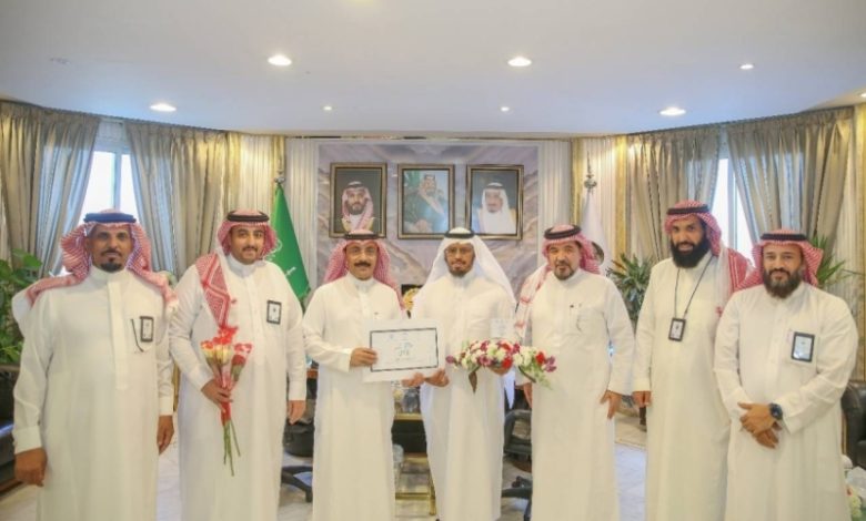 إطلاق مبادرة "خلّك واعي" لبناء ثقافة سيبرانية مستدامة من أمين الطائف