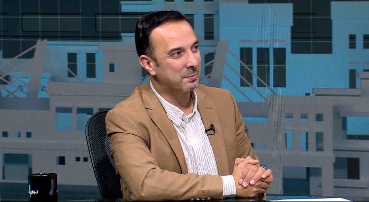 إعلامي تربوي يستعرض تحديات طلبة التوجيهي 2025 على شاشة "رؤيا"