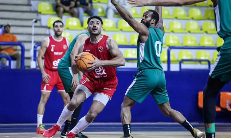 اتحاد السلة يشرح لـ في الجول نظام مسابقات الموسم المقبل.. وموقف الملاعب
                
                استقر الاتحاد المصري لكرة السلة على نظام مسابقات الموسم المقبل بشأن دوري المرتبط ودوري السوبر.
                الخميس، 31 يوليه 2025 - 11:26