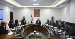 اجتماع رئيس الوزراء مع وكلاء الماركات العالمية لتعزيز الاستثمار في مصر