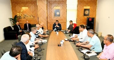 اجتماع لوزير الإسكان لمتابعة مشروع "صوارى" بالإسكندرية