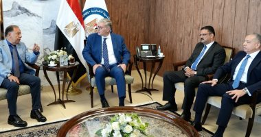 اجتماع وزير البترول ورئيس غرفة الصناعات الكيماوية لبحث أفق التعاون والمشاريع المستقبلية